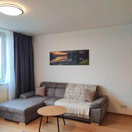 Апартаменты Sag 12th Floor Koloseo View Free Parking