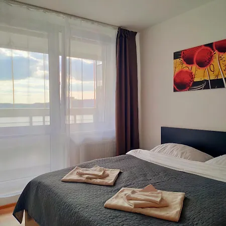 Sag 12th Floor Koloseo View Free Parking * ブラチスラヴァ
