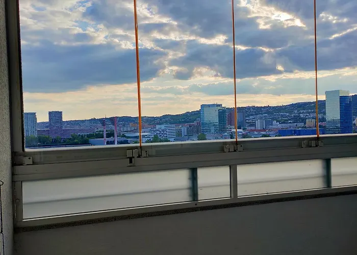 Апартаменты Sag 12th Floor Koloseo View Free Parking *